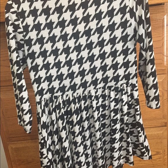 Houndstooth Top! - Picture 4 of 4